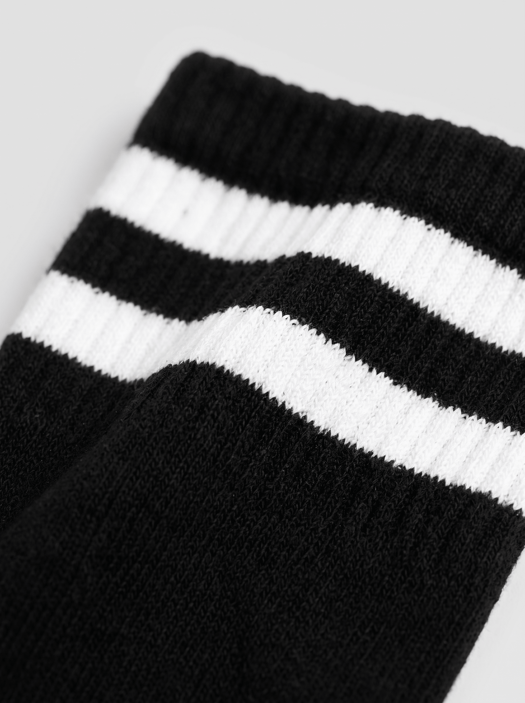 Long Black Socks With White Stripes - 3 Pairs - Lazybut